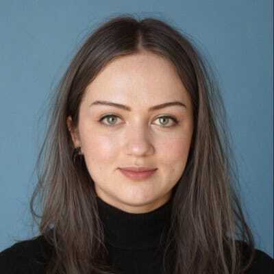 headshot of Ylva Kravis